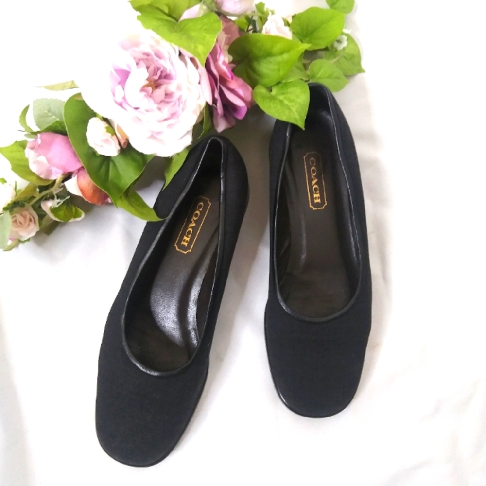 Coach Classic Pumps